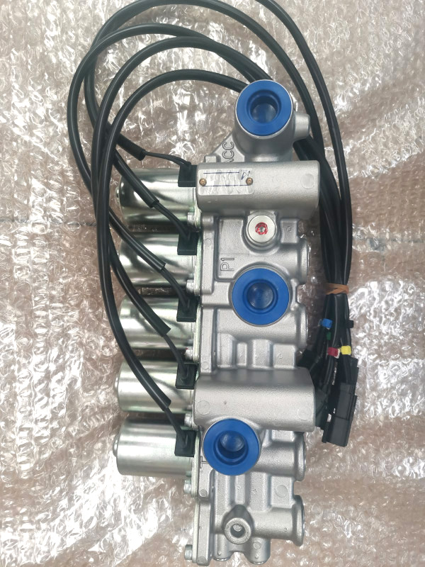 小松電磁閥組